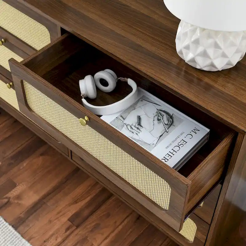 Kommode mit sechs Schubladen und Rattanfronten, schwarzem Holzrahmen, Schlafzimmerschrank