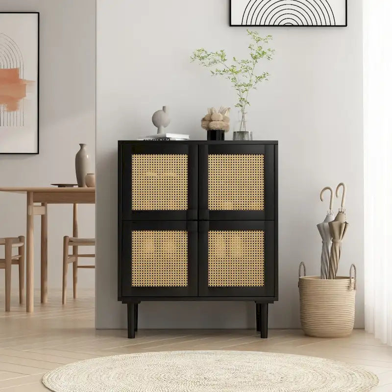 Shoe cabinet